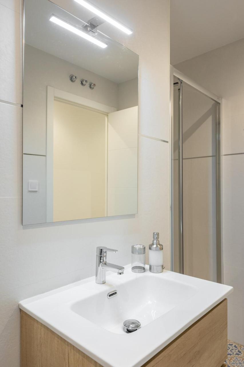 Isg Apartments Triana 1 Seville Ngoại thất bức ảnh
